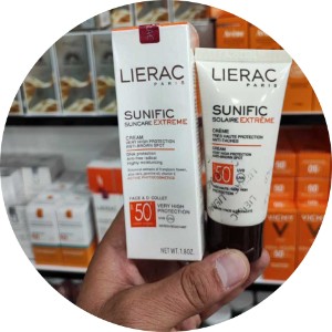 ویژگی‌ها و ترکیبات ضد آفتاب رنگی لیراک spf50