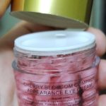 Anti wrinkle moisturizing cream gel around the eyes 5.jpg