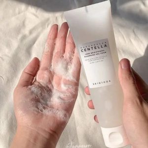 Centella Madagascar Skin Brightening Foaming Wash Gel 1004 125 ml 47.jpg