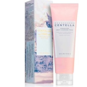 Centella Madagascar Skin Deep Cleansing Foam 1004 2.jpg