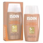 Fusion Water MAGIC Medium SPF 50 1.jpg