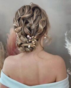 شینیون نامرتب (Messy Bun)