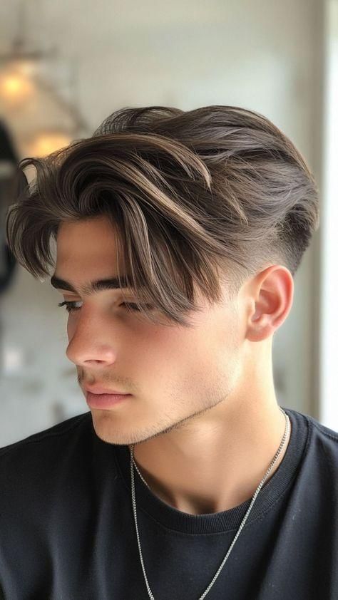 فید پایین با بالا بلند (Low Fade + Long Top) (5) فید پایین با بالا بلند (Low Fade + Long Top) (5)