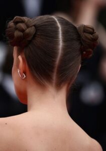 گوجه‌ای دوطرفه (Double Bun) (22)