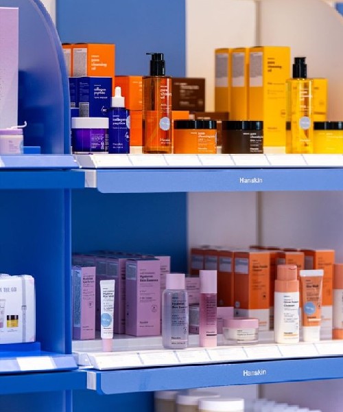 عکس خطر محصولات تقلبی آرایشی و بهداشتی و اهمیت استفاده از برندهای اصلی