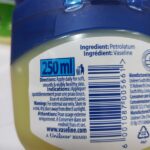پماد وازلین بلوسیل Vaseline اورجینال مدل Pure Petroleum Jelly حجم 250 میلی لیتر - تصویر 2