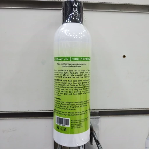 duhHlmRGI8uSghtExcuOiFeYM0kGi5CvEYs4O5erXiOQQXsi3O.jpg_512X512X70.jpg کرم موی فر ایتالیایی حاوی روغن نارگیل و کلاژن حجم 280 میل - تصویر 1