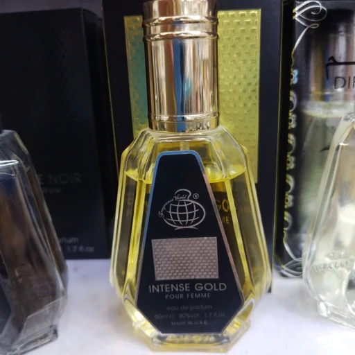 gcMzRVwipKIgBaMlX4jVrCnSNHgwwkHmroGclIY4XzhlpPm3ve.jpg_512X512X70.jpg ادکلن 50 میل اینتنس گلد فرگرانس ورد Intense Gold Fragrance World - تصویر 1