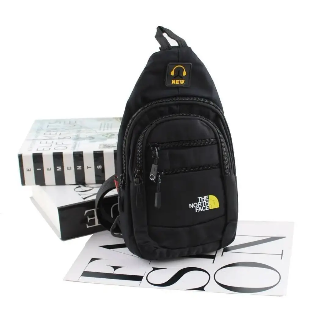 y706C9BQ89SuS4Ki1nhbr4KHlaUqumJx8zVeK5g1JPif58LJCb.webp کیف مردانه کد 7159 - Image 1